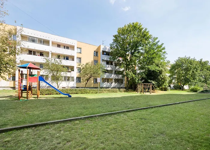 Apartment Namyslowska Cosy By Bookinghost *