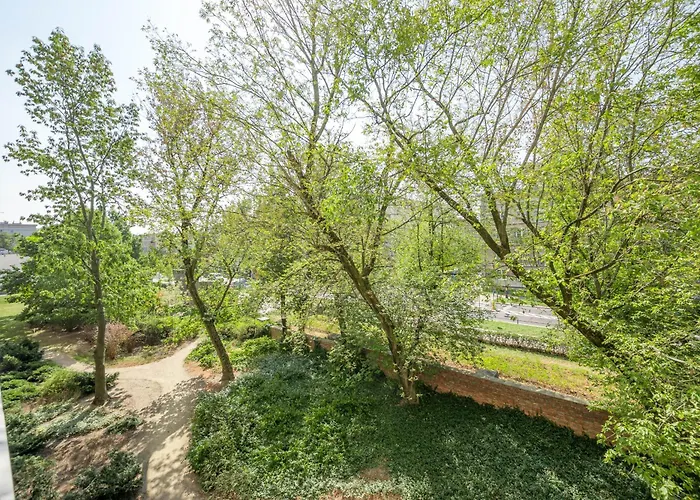 Namyslowska Cosy By Bookinghost