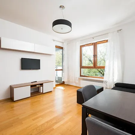 Namyslowska Cosy By Bookinghost