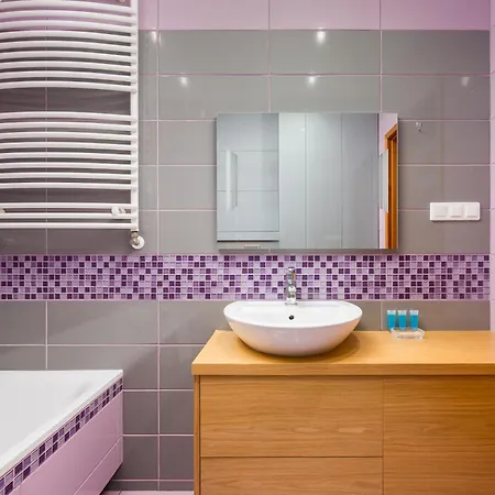 Namyslowska Cosy By Bookinghost *